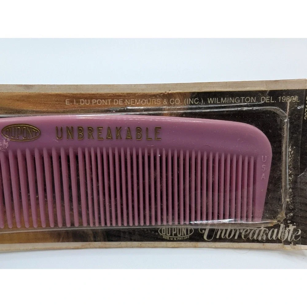 Vintage 1960s/1970s Unopened Nylon Unbreakable Comb Du Pont 5